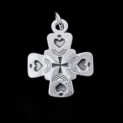 Santa Fe Cross Hearts by Deanne McKeown 98007