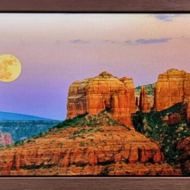 Sedona Sunset Panoramic by Efren Lopez