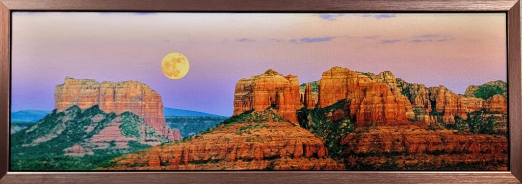 Sedona Sunset Panoramic by Efren Lopez