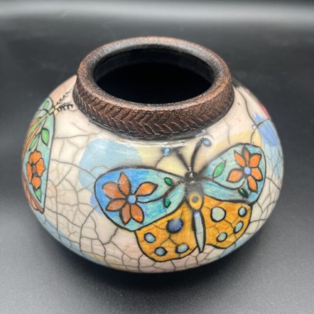 Flutter by Lyn and Ken Mikell 2190