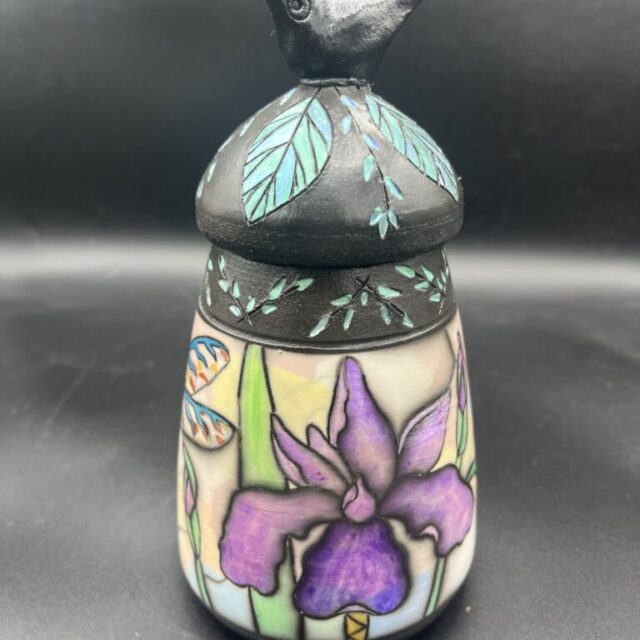 Garden with Lid by Lyn and Ken Mikell 2259