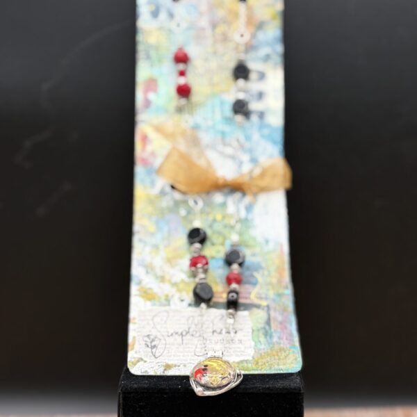 Sunday Licorice Necklace by Sharon Gilham scs120n