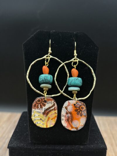 Orange Heart Bead Gold Tone Circle by Sharon Gilham SCS307E