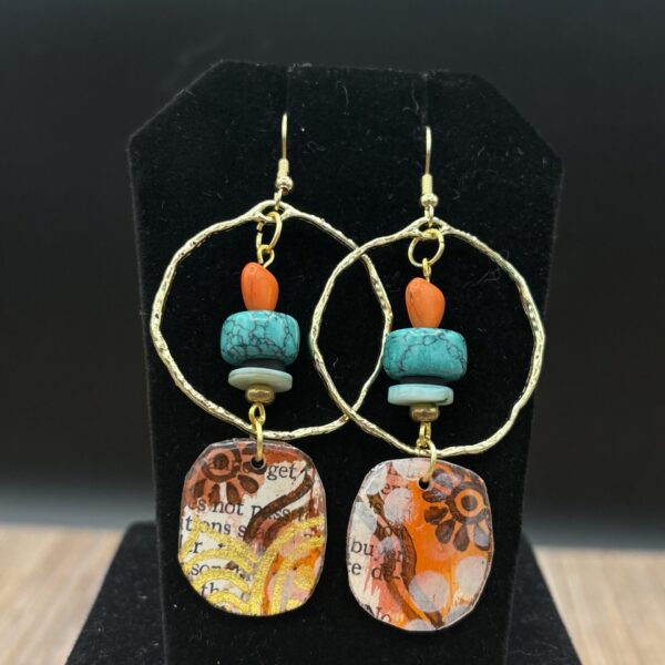 Orange Heart Bead Gold Tone Circle by Sharon Gilham SCS307E